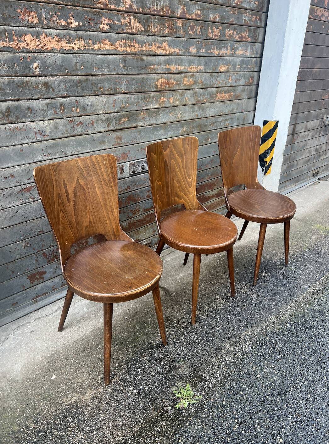 (Lot) 3 Baumann Bistro chairs (Dove model)