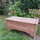 Chest, trunk, solid oak