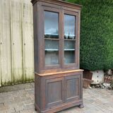 Small antique dresser in gray wood color