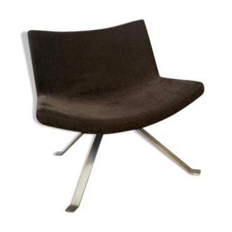 4-foot chrome Kesterport chair