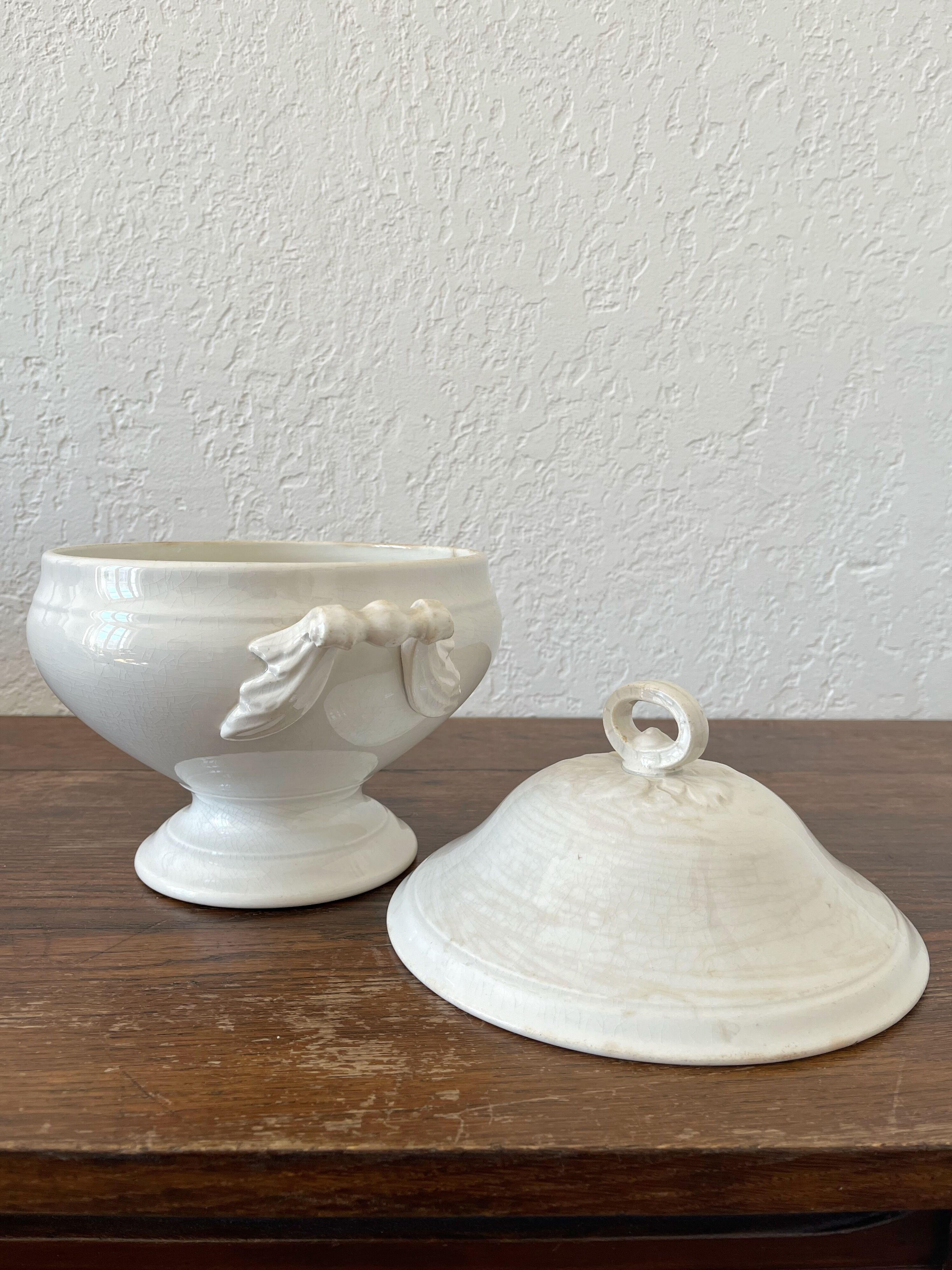 Antique white ironware soup tureen from the end of the 19th century