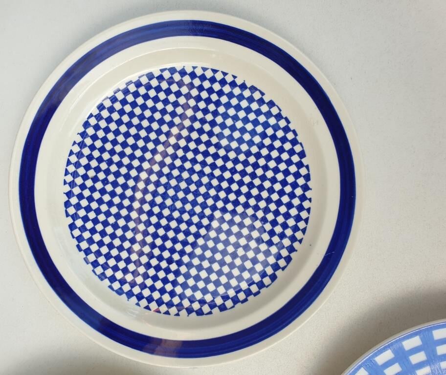 Set 3 variegated dessert plates Guy Degrenne and Gien cobalt blue