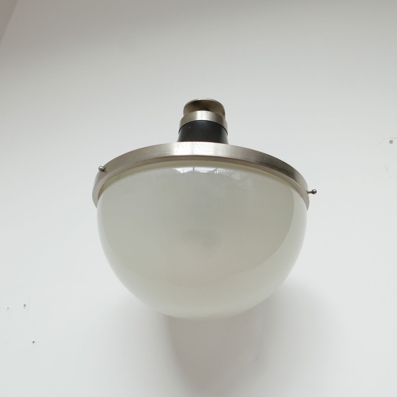 Sergio Mazza pi wall light edit by Artemide