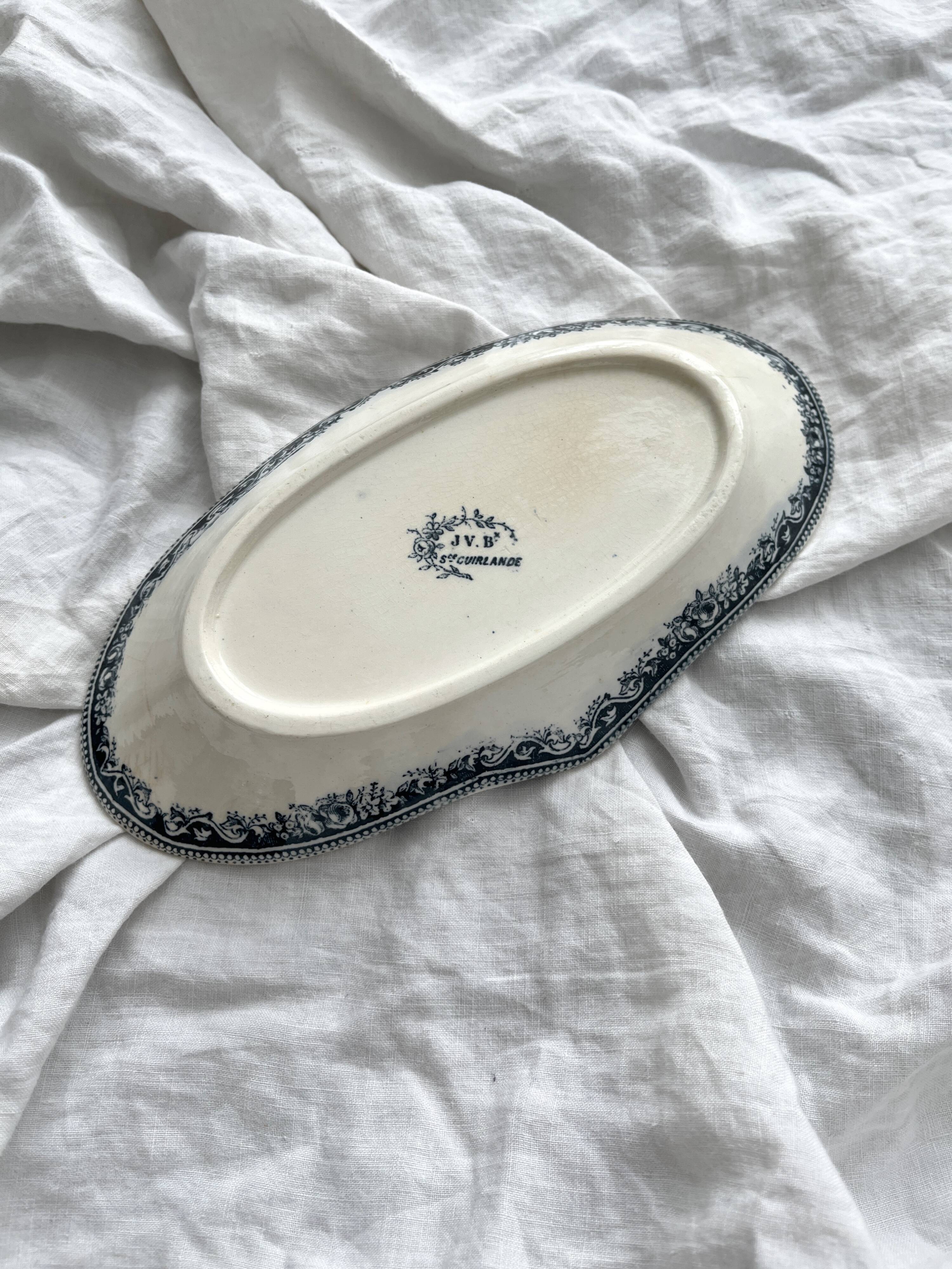 Ironware dish "Garlande Service" JVB Jules Vieillard Bordeaux