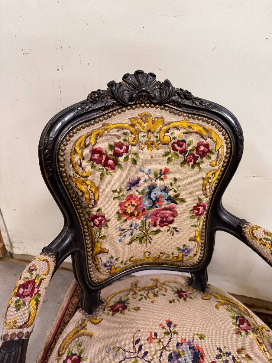 Paire de fauteuils style Louis XV en bois noirci, vers 1850