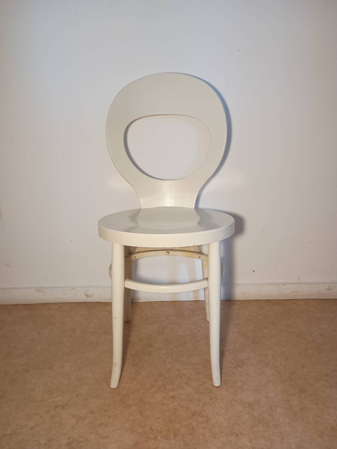 Baumann seagull chair