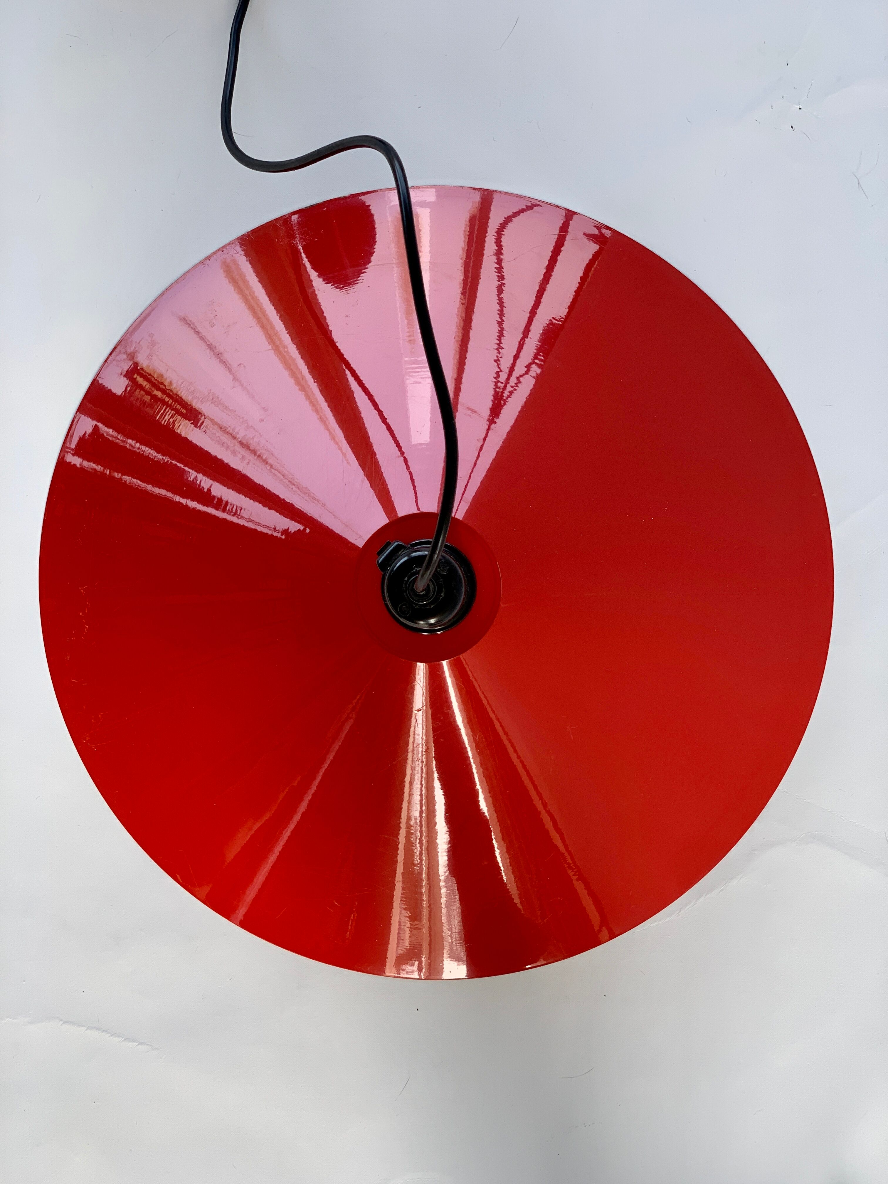 Herda BV enamelled metal suspension, vintage 70