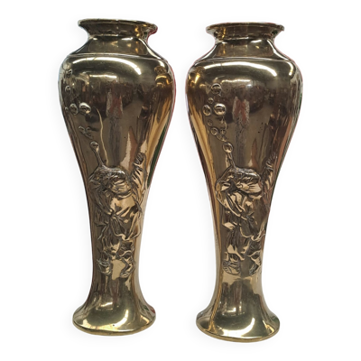 Paire de vases en laiton Indochine souffleur de bulles de savon