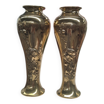 Paire de vases en laiton Indochine souffleur de bulles de savon