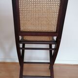 4 folding chairs canned