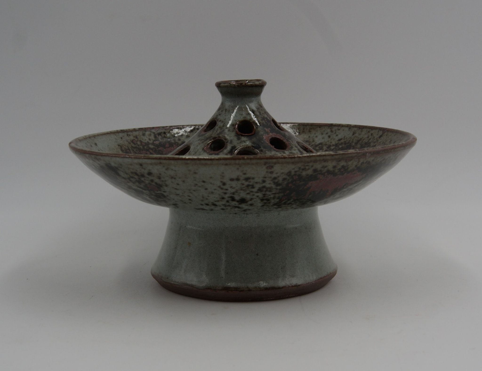 Pique flowers sandstone ATCH vintage