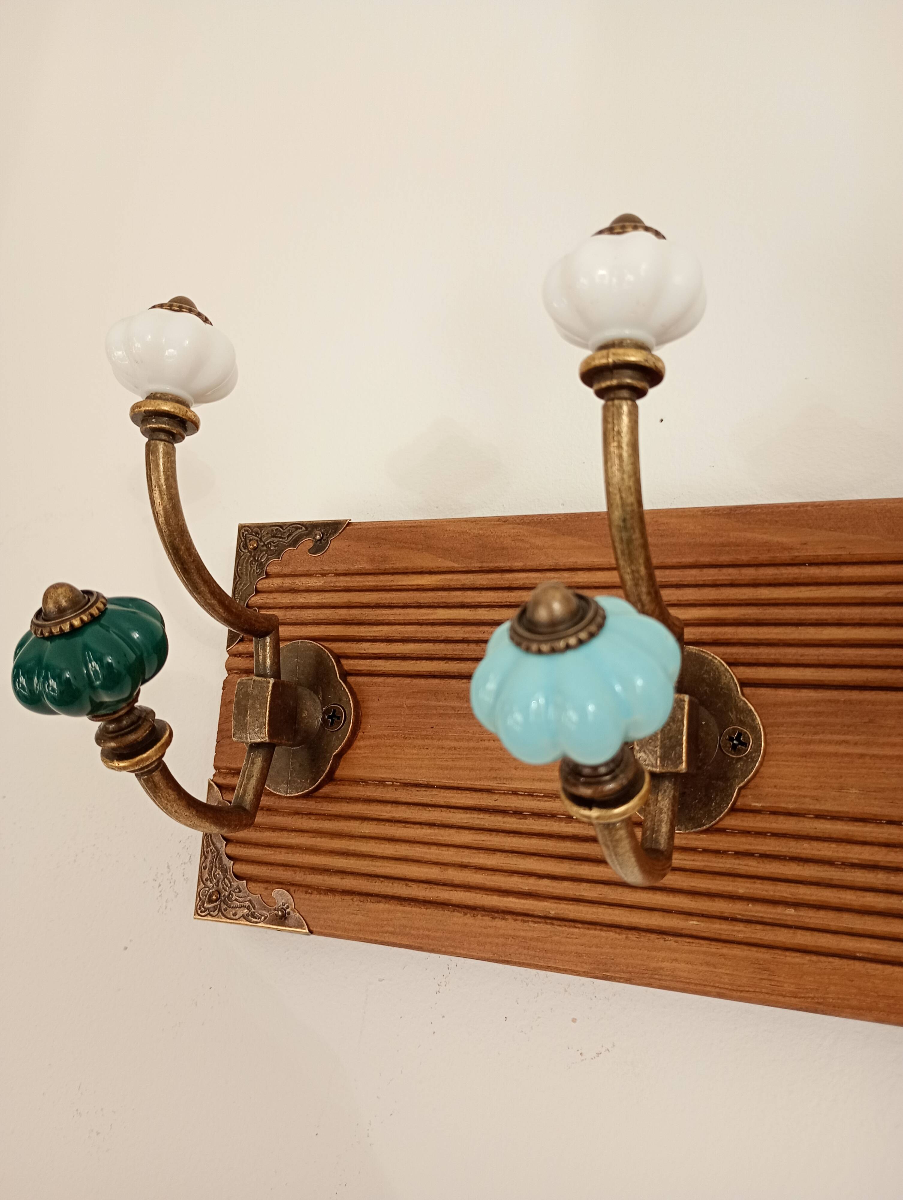 Wall-mounted coat rack with 8 hooks – vintage style – stained wood & metal