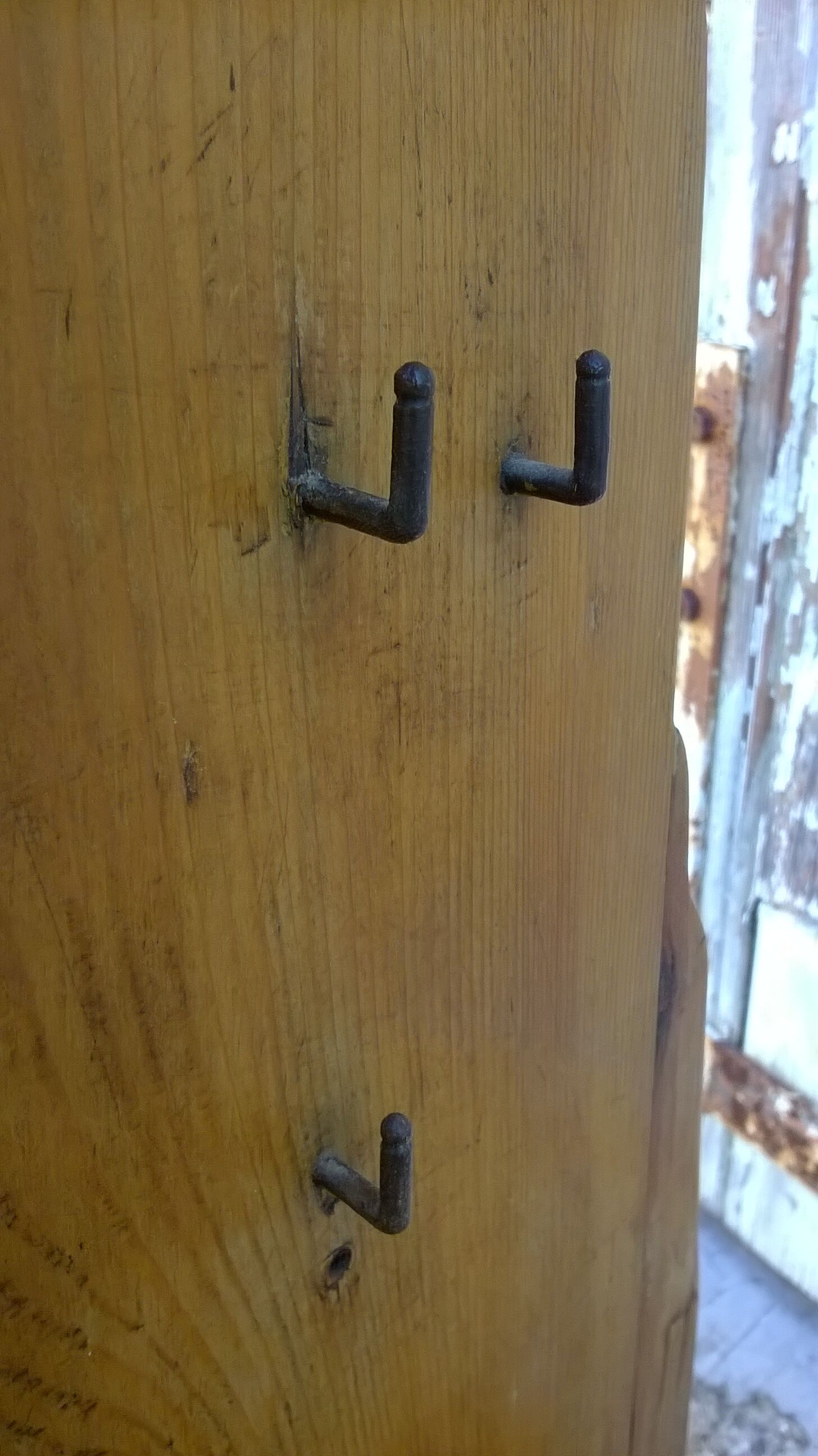 Toilet furniture 1900