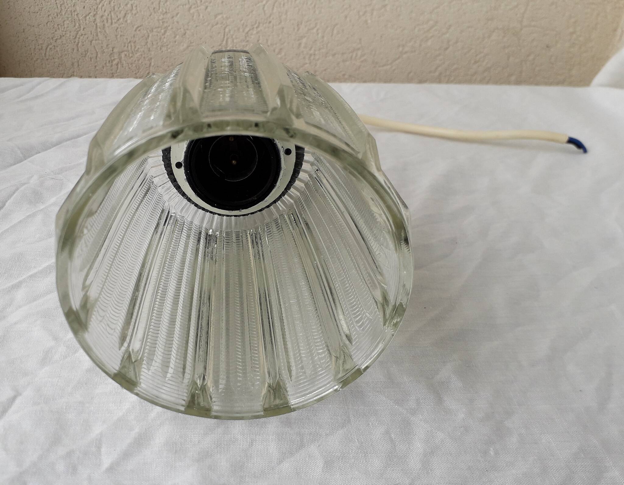 Holophane suspension