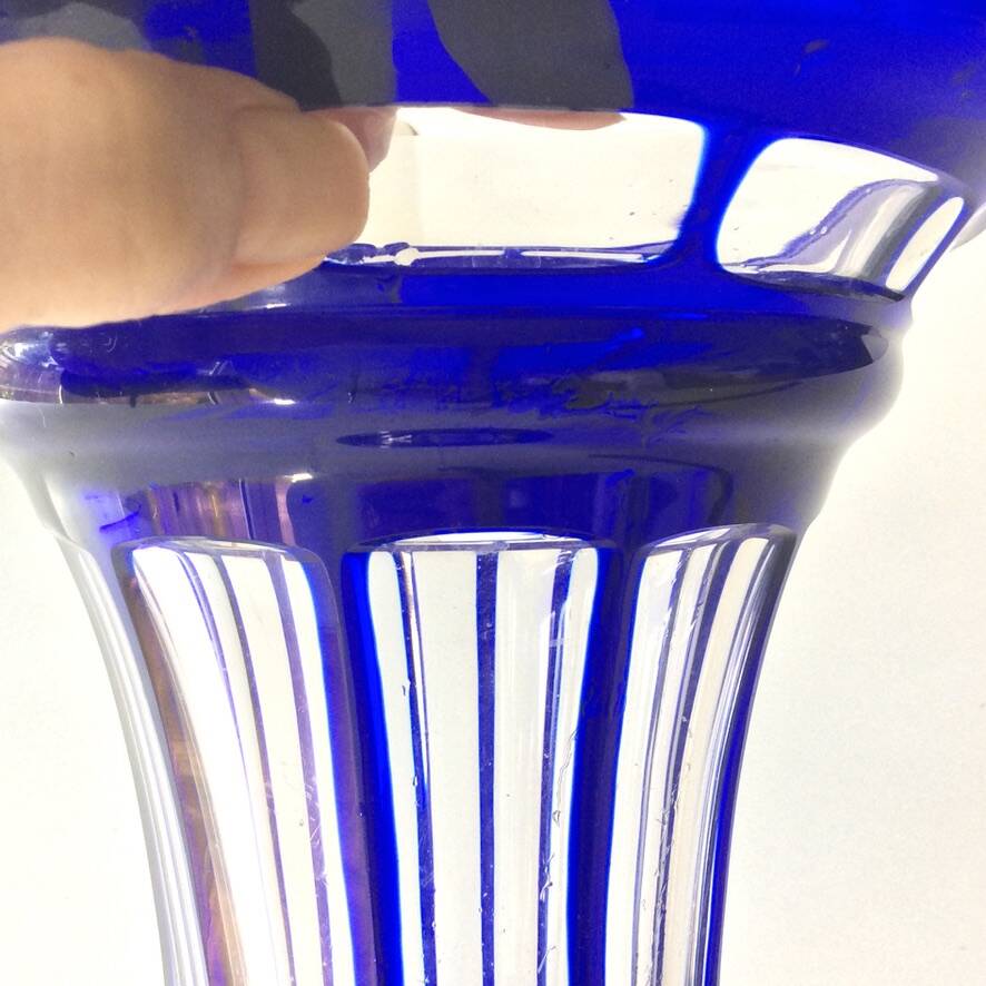 Signed Baccarat crystal overlay vase, 1940s