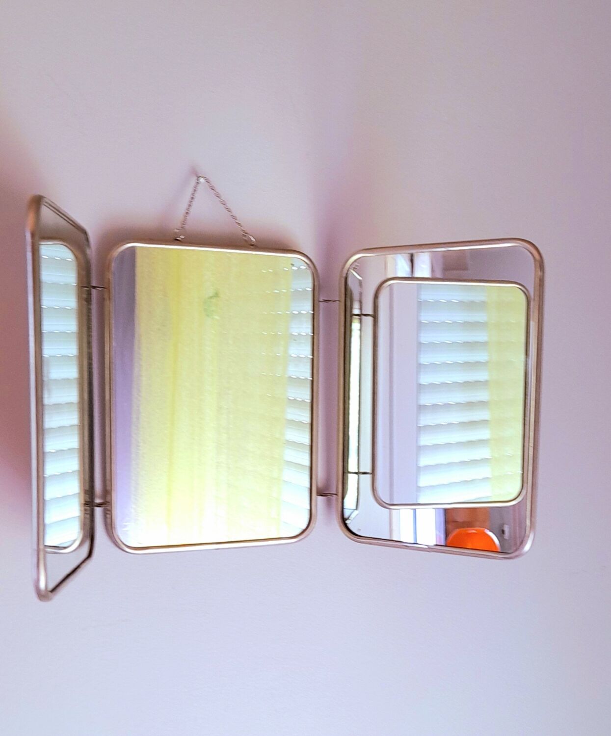 Triptych barber's mirror