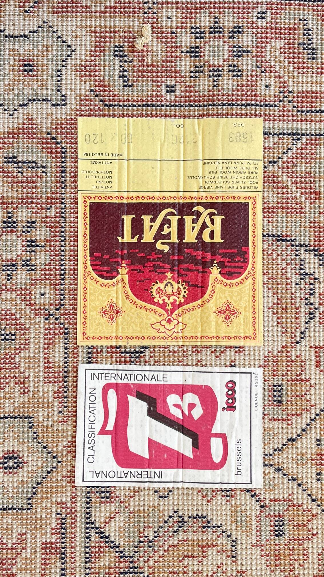 Vintage virgin wool rug