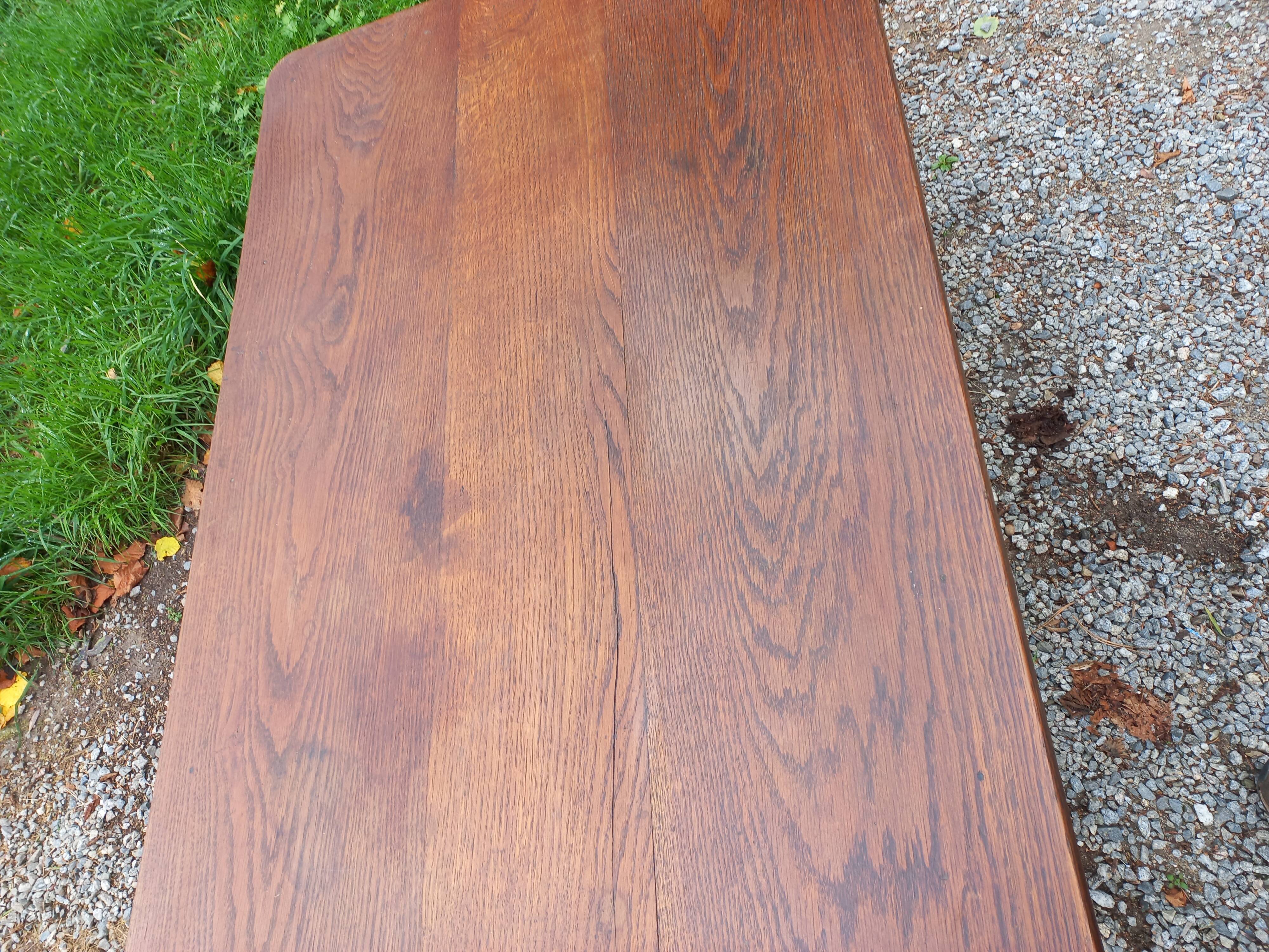 Oak farmhouse coffee table 1 drawer nineteenth century feet bobbins