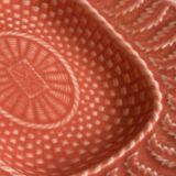 Plat ancien en céramique , coloris corail