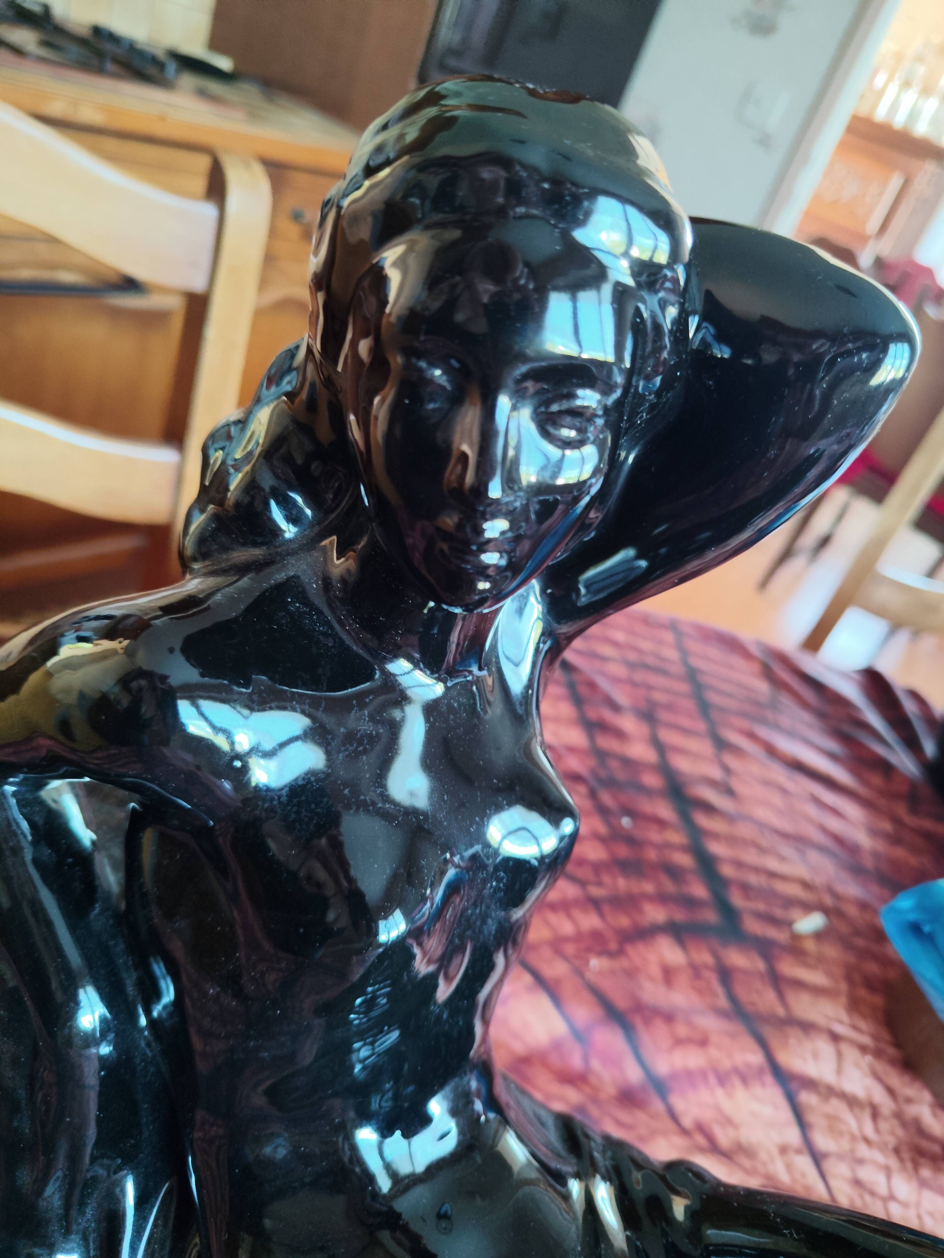 Sculpture of a nude woman lying down Art Deco — C. Delaney / St Clément (Black enamel)