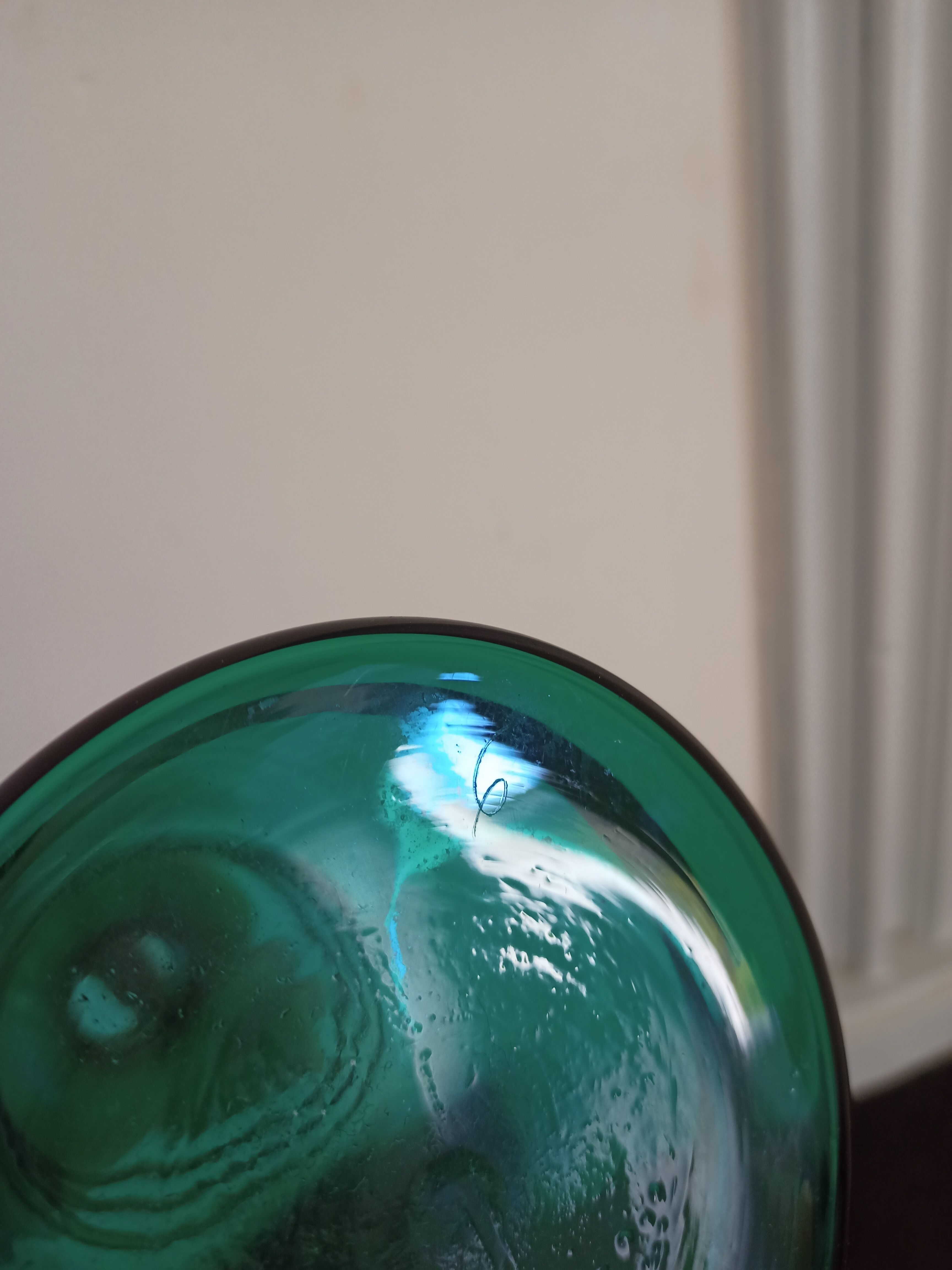 Carafe et verres à liqueur vert et doré verre ancien