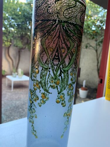 Vase art nouveau décore de mimosas signature Leg. ( Théodore LEgras )