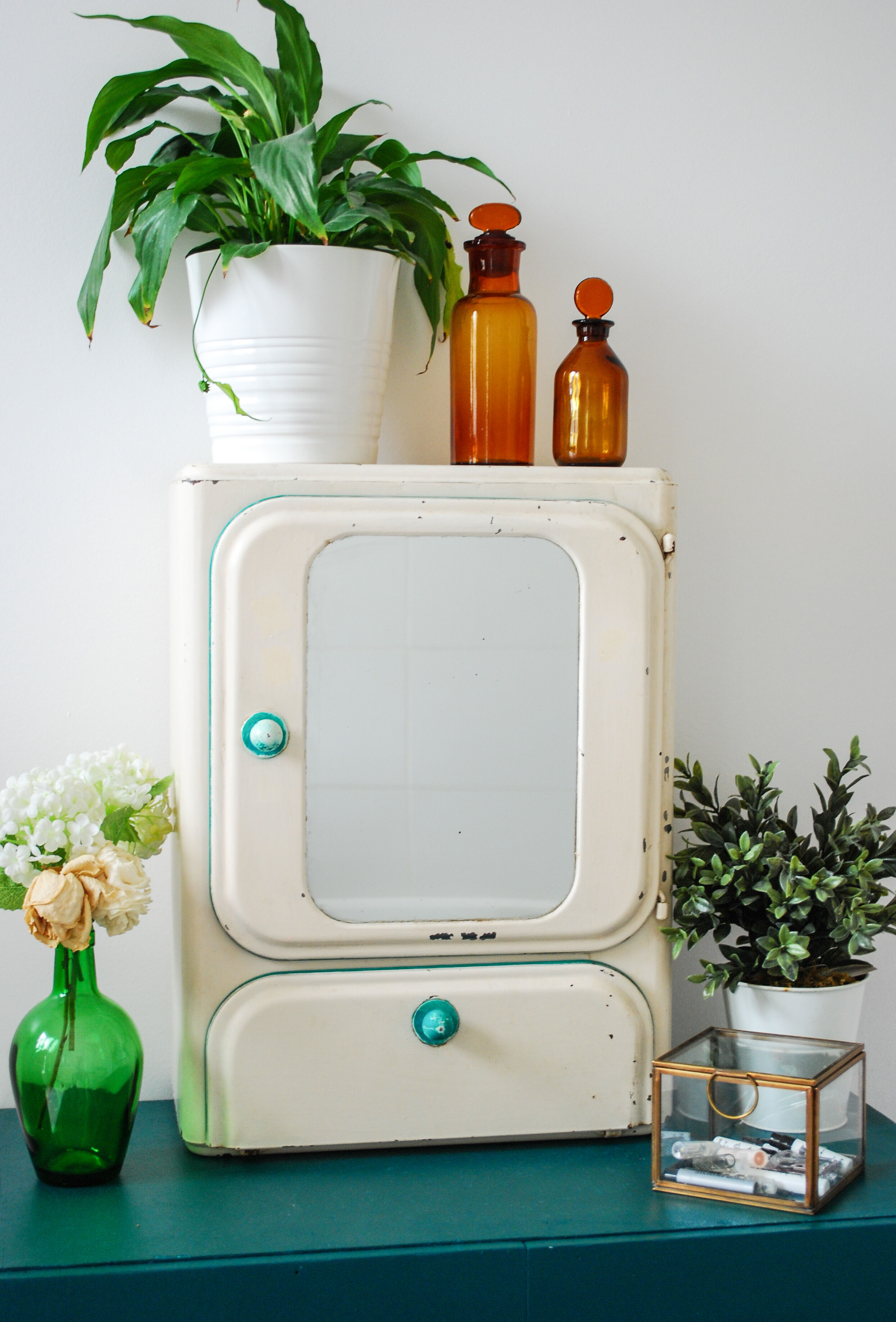 Cabinet to pharmacy or metal toilet