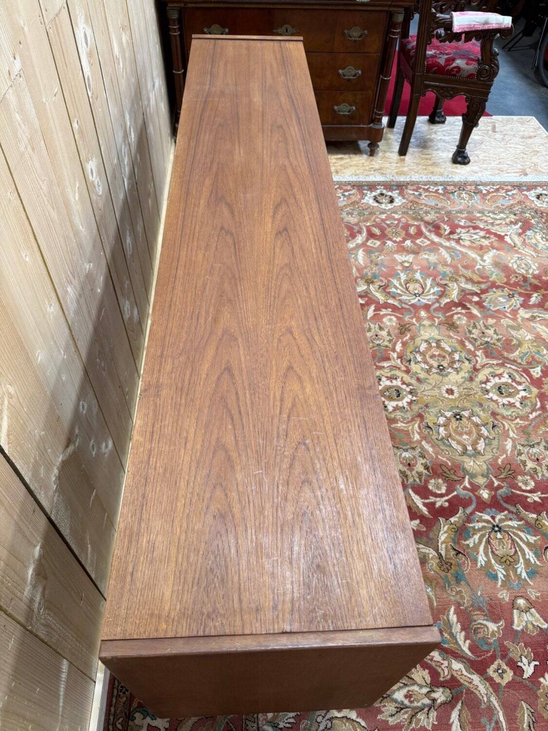Enfilade scandinave de style danois en teck massif et placage, années 1960
