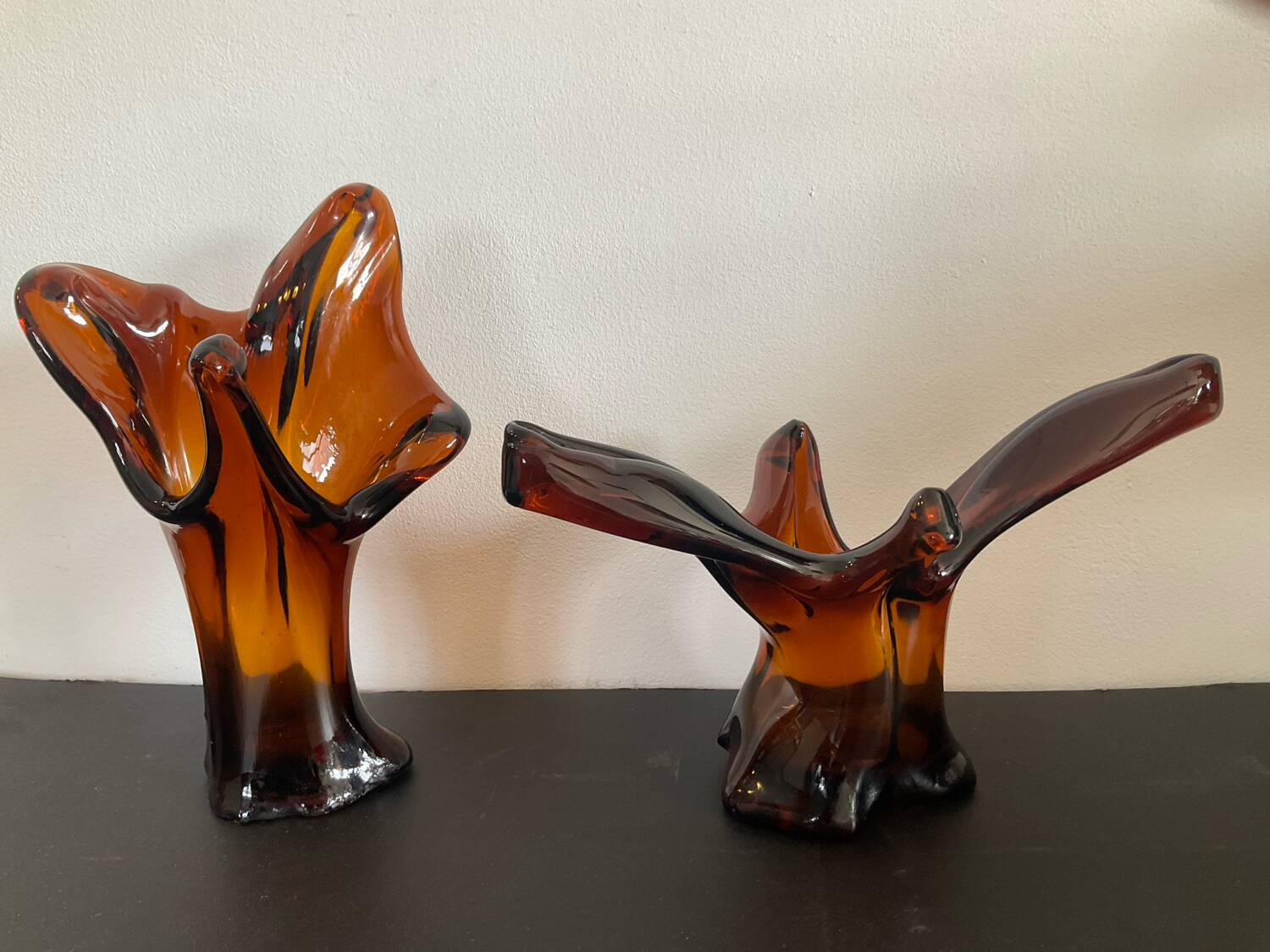 Duo de vases vintage en pâte de verre ambré