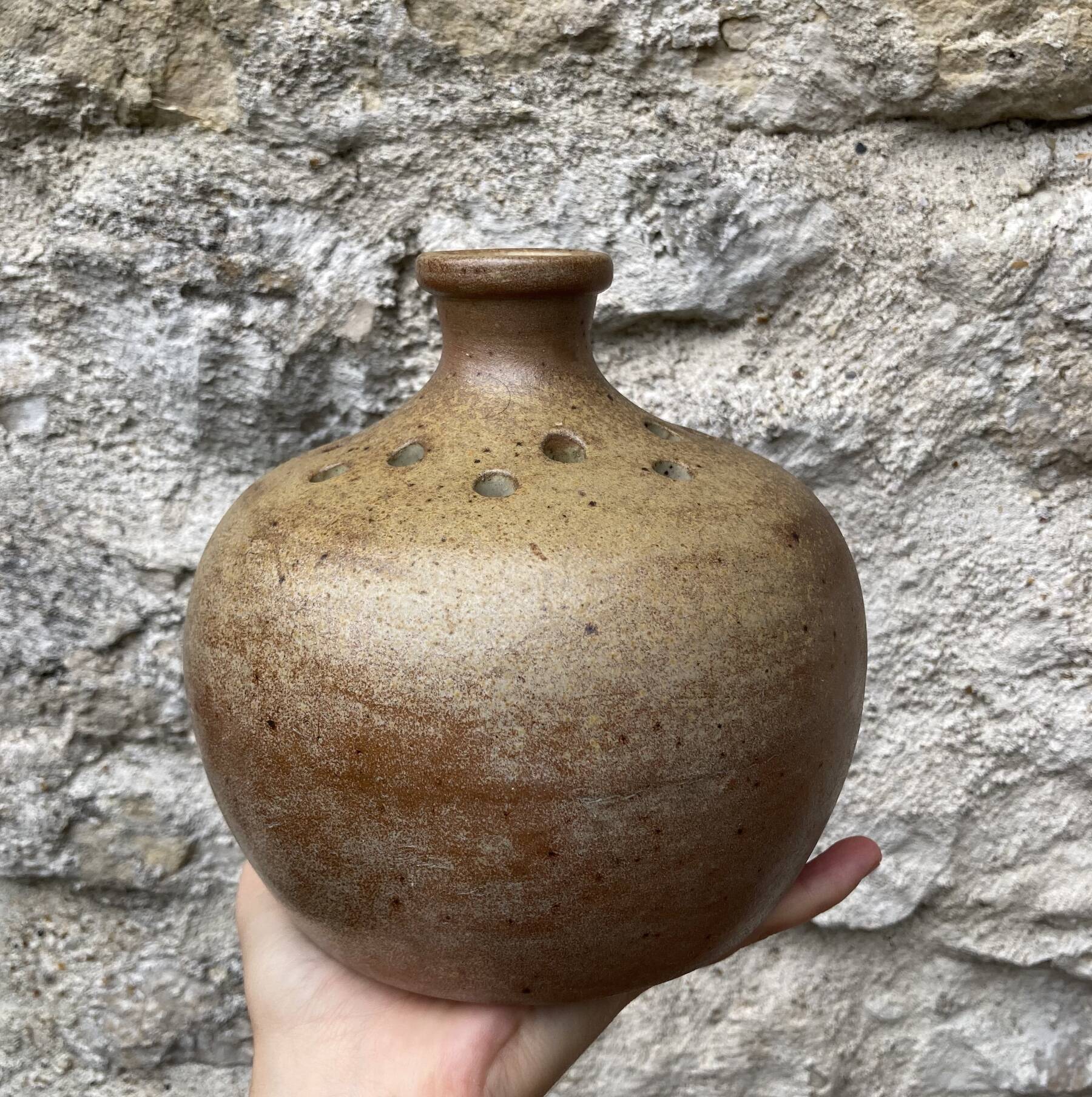 Vintage stoneware flower pick