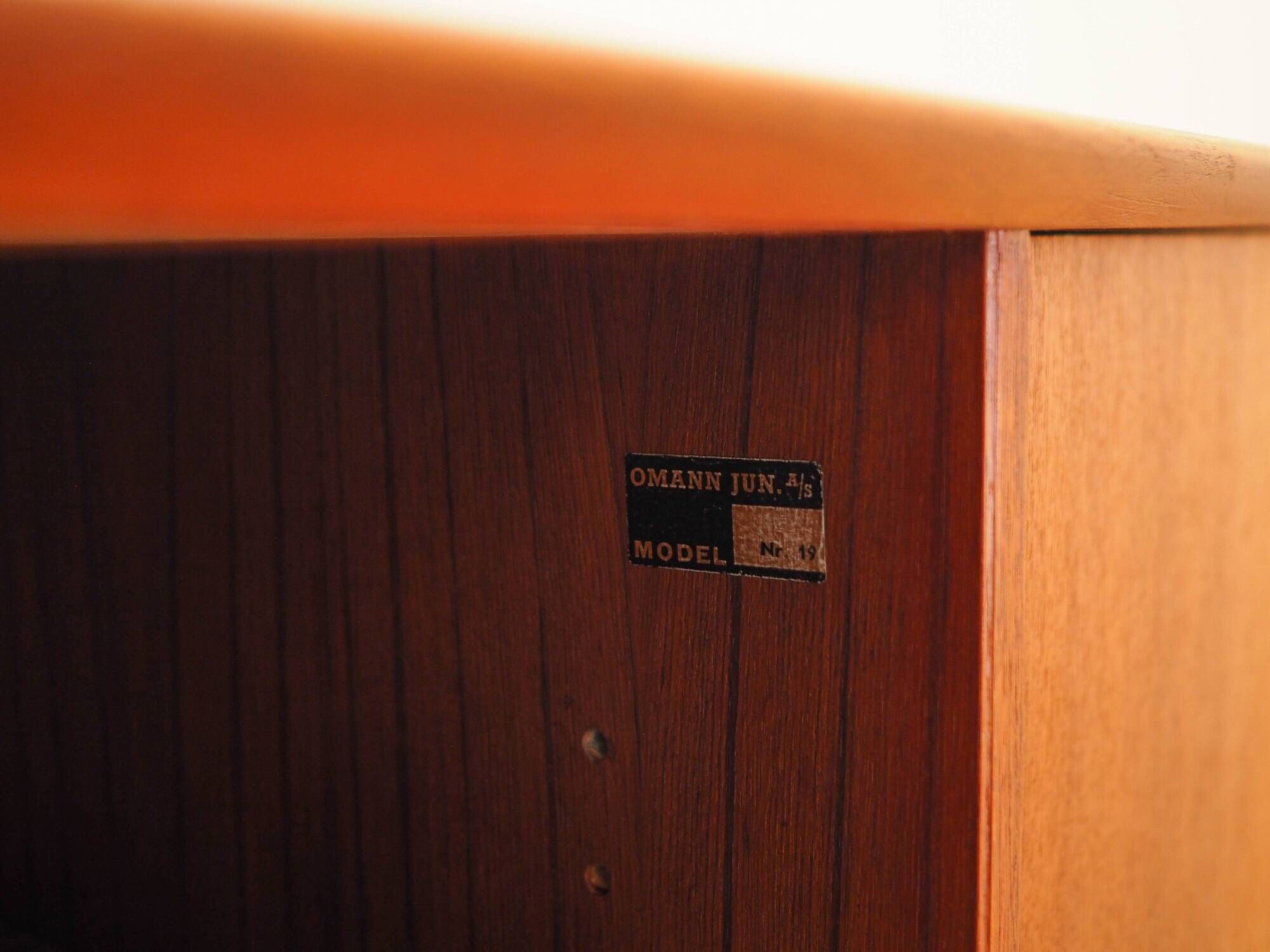 Buffet en teck, design danois, années 1970, fabricant : Omann Jun