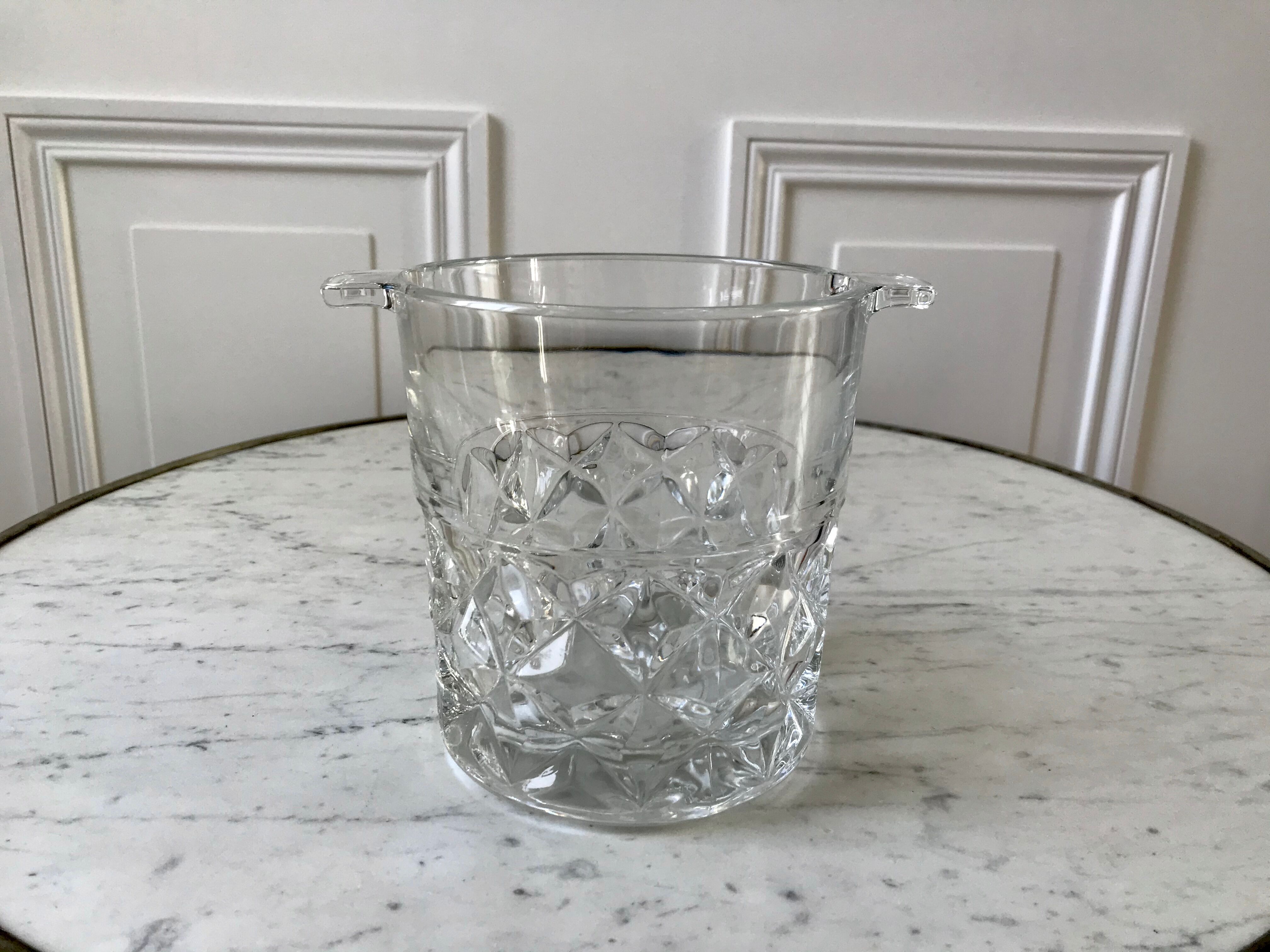 Ice bucket / 70s crystal ice cubes