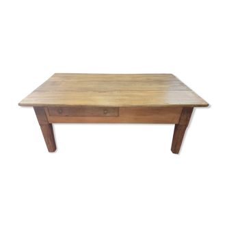 Old coffee table 125/77cms
