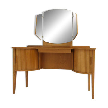 Scandinavian elm dressing table, Swedish Modern, Sweden, 1940