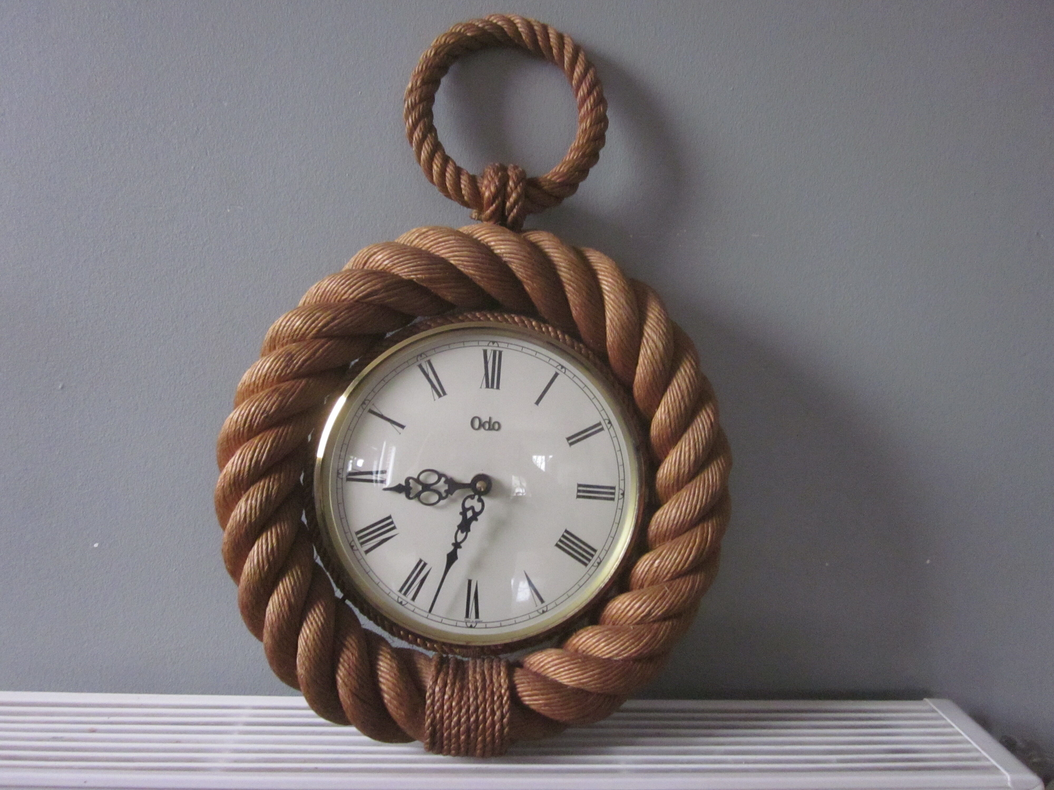 Vintage rope clock