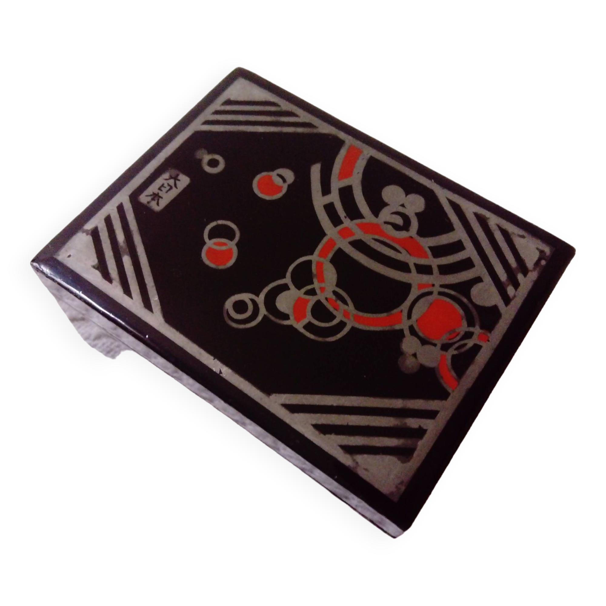 Small black lacquered box with Art Deco decor.Japan