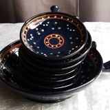 Vintage poelon and 6 cups