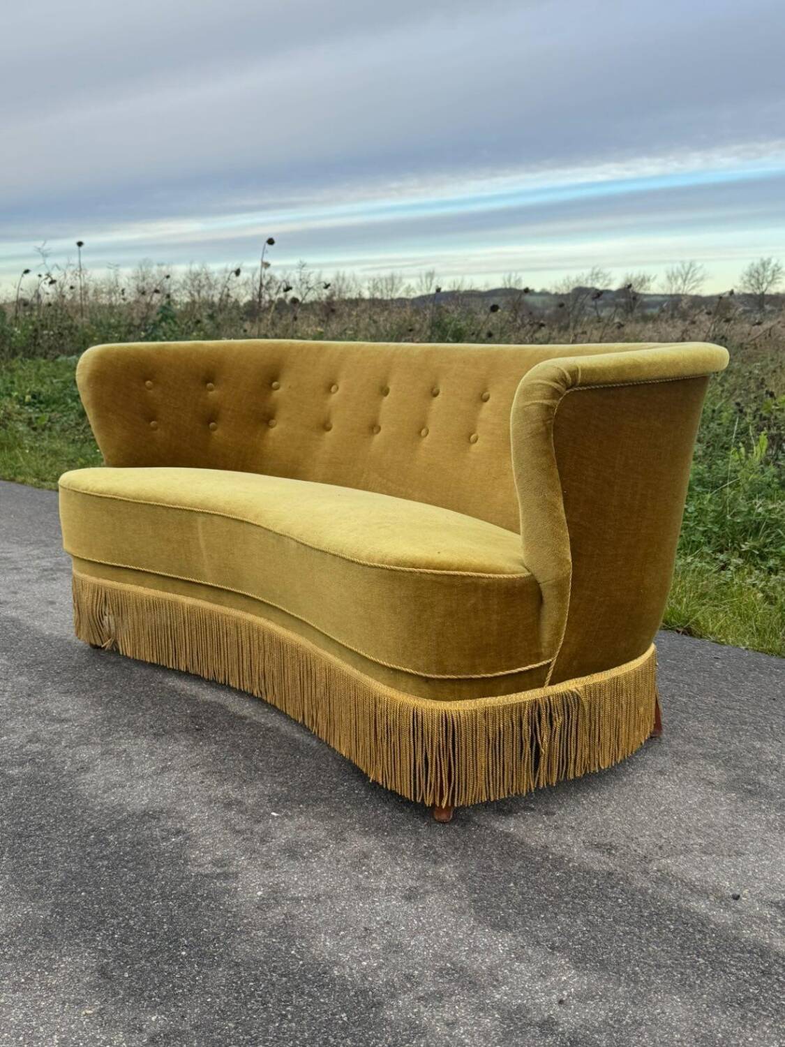Canapé banane danois du milieu du siècle