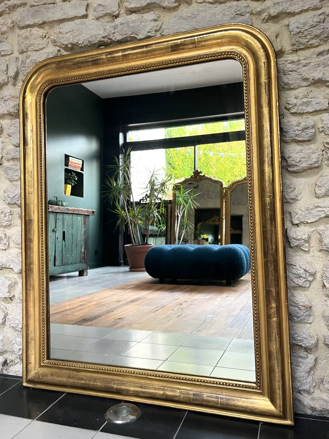 Louis-Philippe mirror gilded with gold leaf, 110.5cm/86cm trumeau