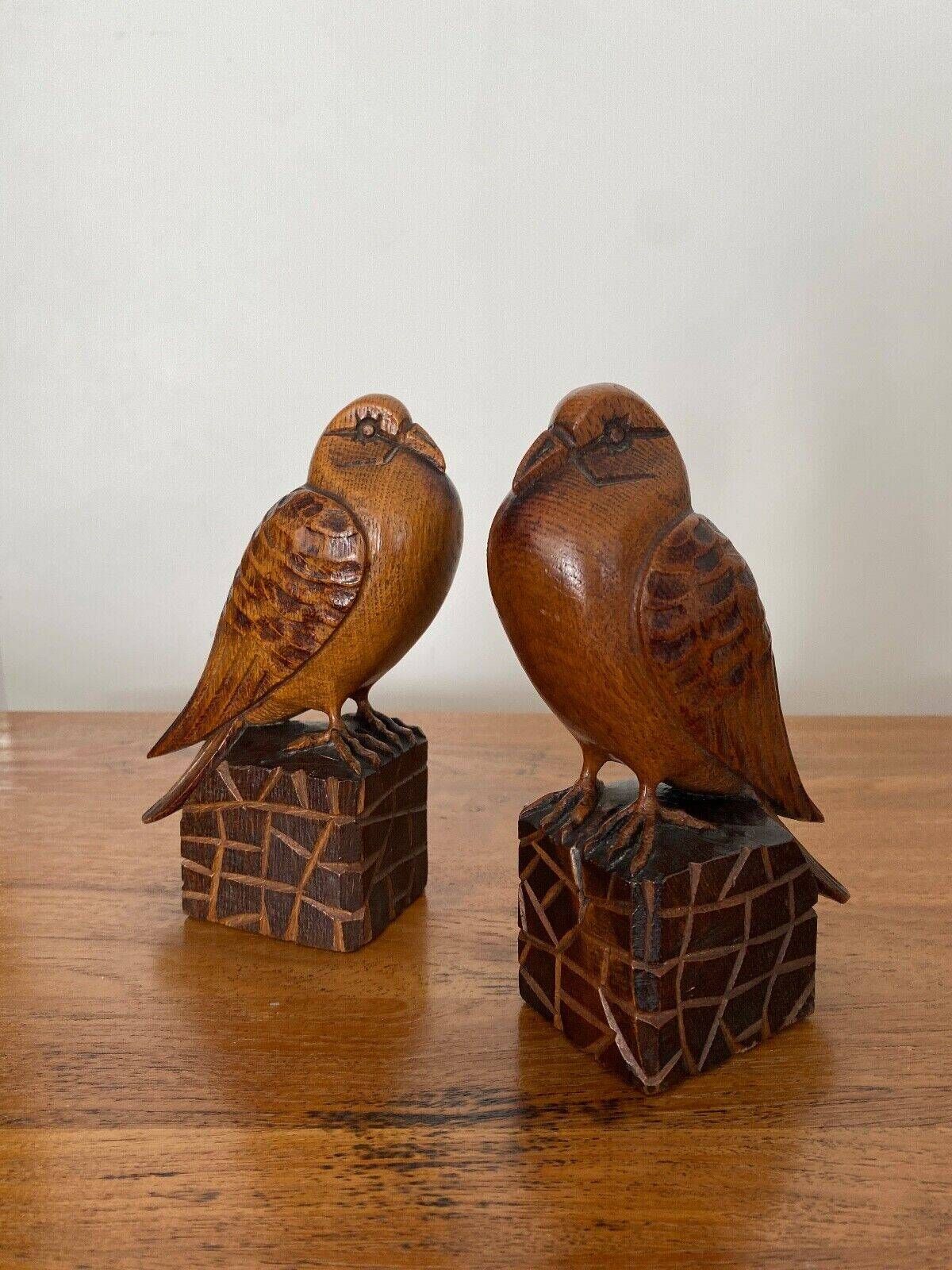 Pair of Art Deco bookend birds in carved wood cubizing 1930
