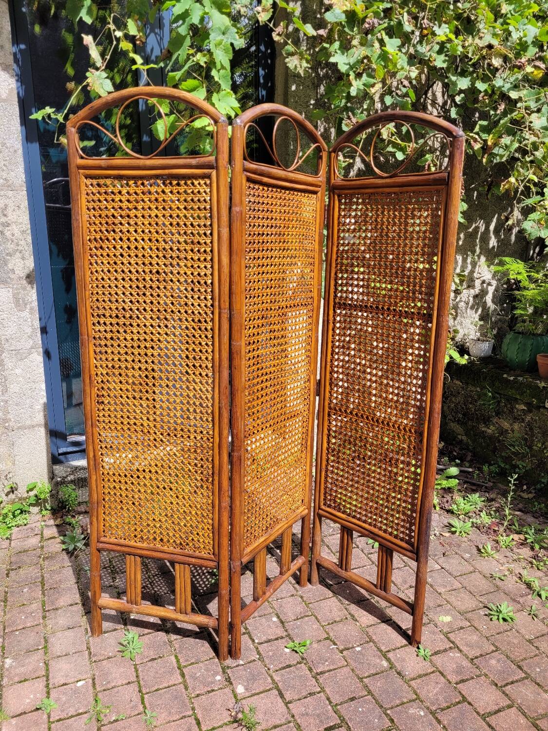 Wood and cane screen
