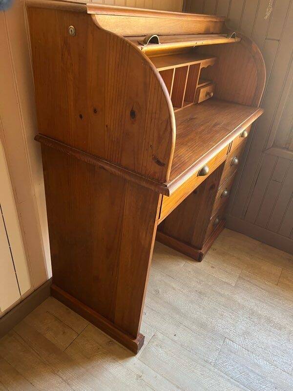 Bureau bois à rideau