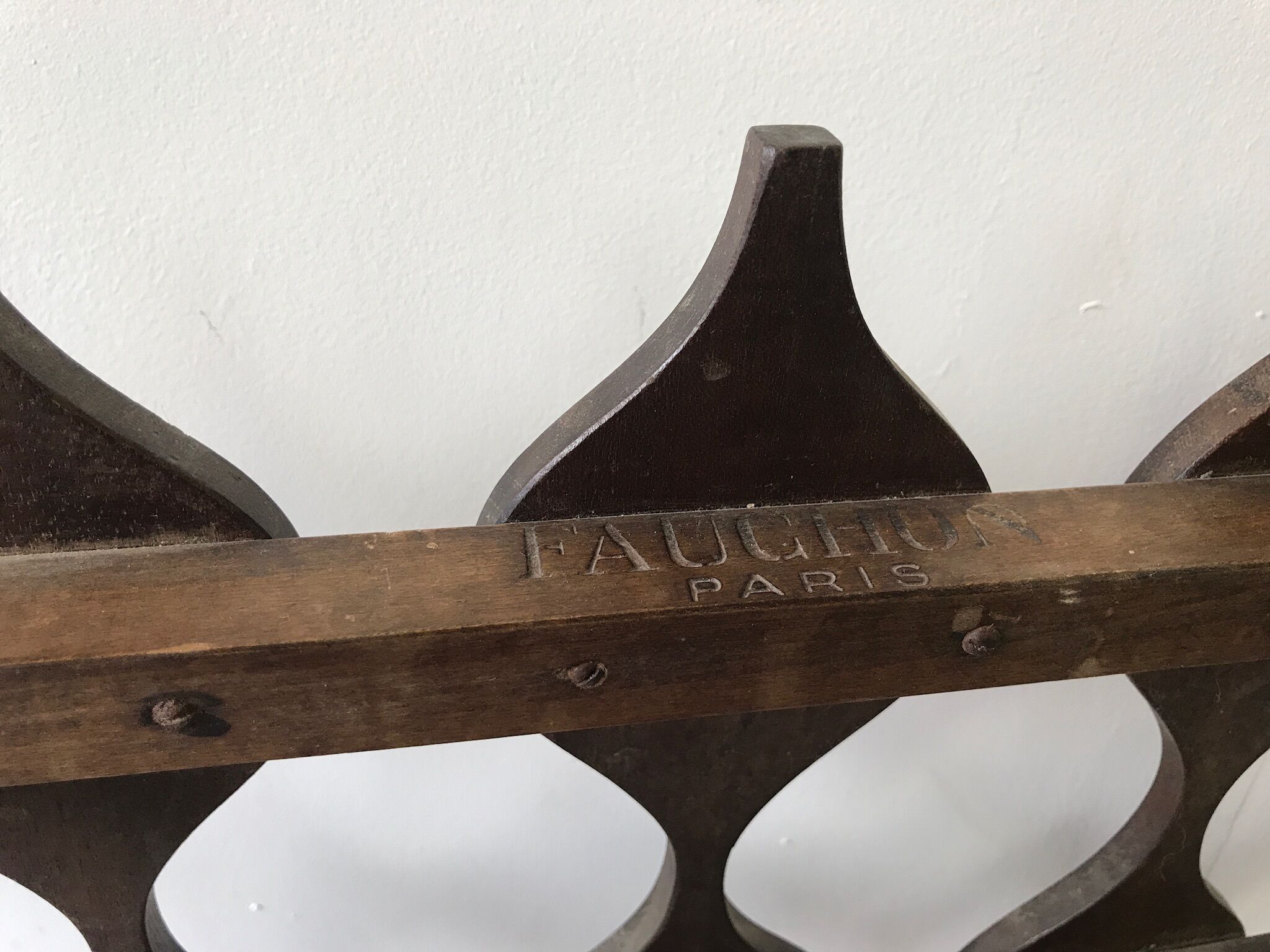 Porte-bouteilles en bois ancien Fauchon