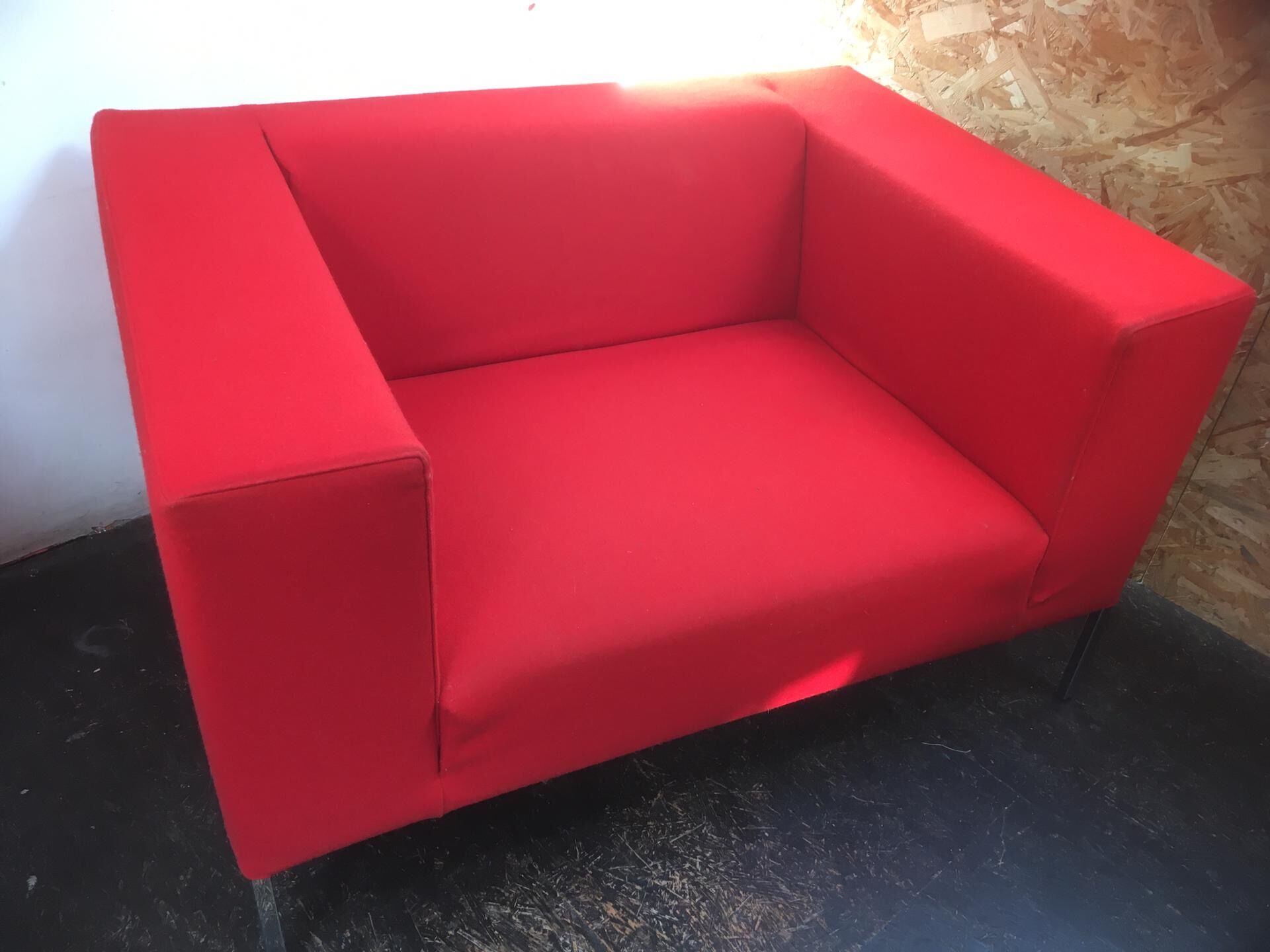 Red sofa Allen MDF Italia by Bruno FATTORINI 1998