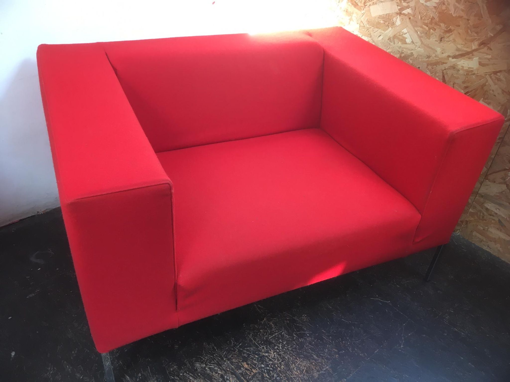 Red sofa Allen MDF Italia by Bruno FATTORINI 1998