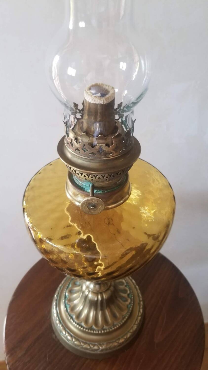 Oil lamp
