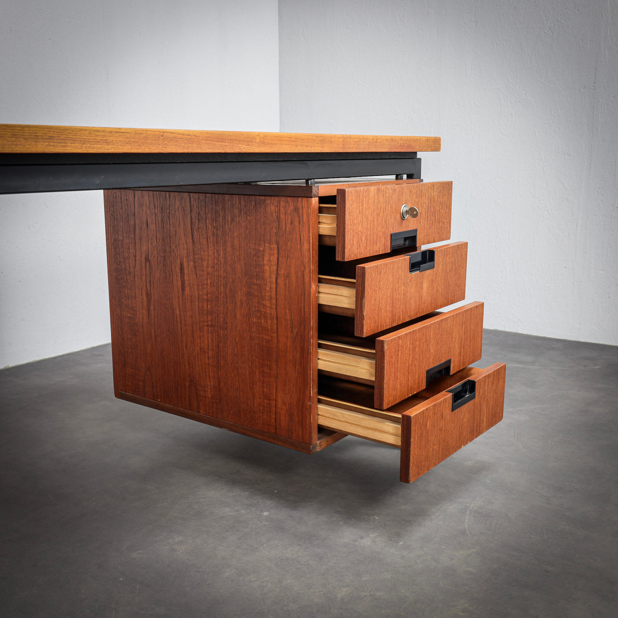 Cees Braakman for Pastoe – EU01 desk, Japanese series, Netherlands, 1960s
