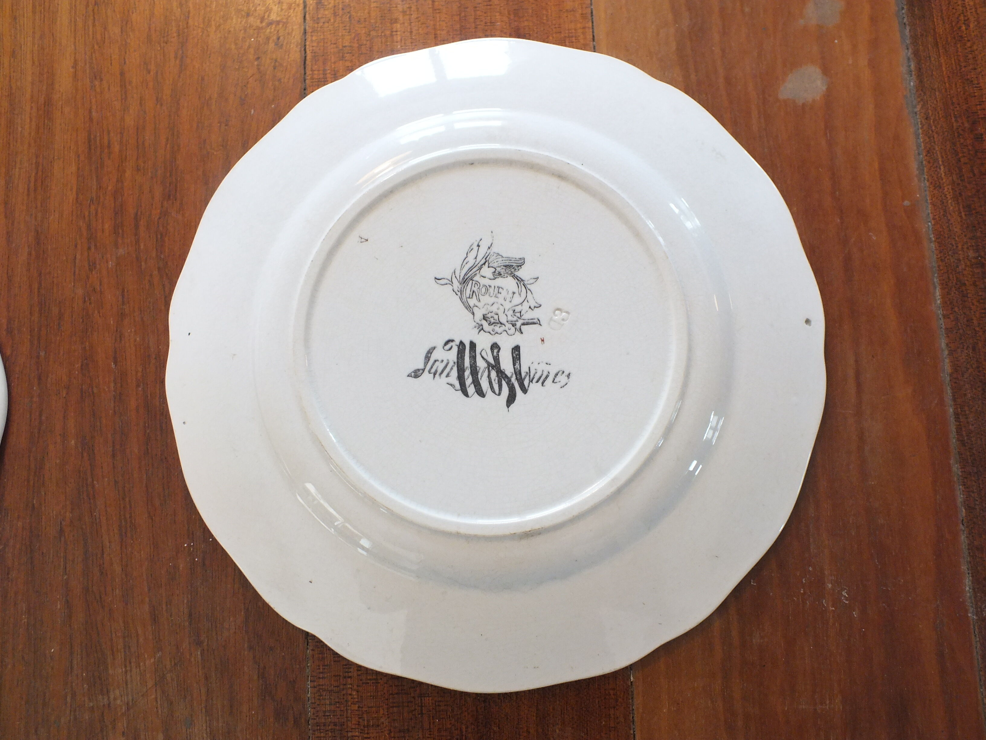 Pair of flat plates Sarreguemines decor Rouen