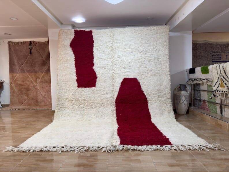 Berber rug in natural wool, size 150 x 250 cm