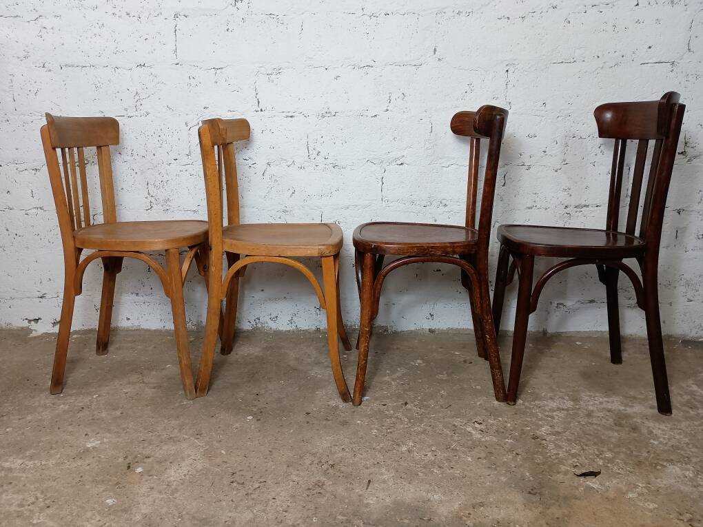 4 chaises bistrot dépareillées